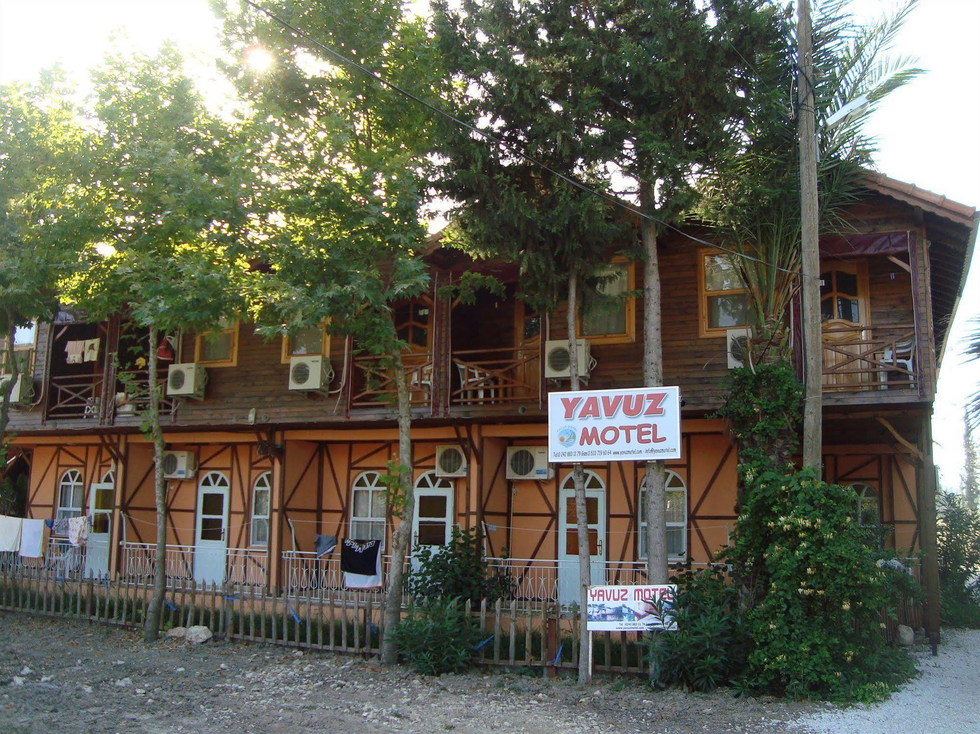 Yavuz Motel Kumluca Bagian luar foto